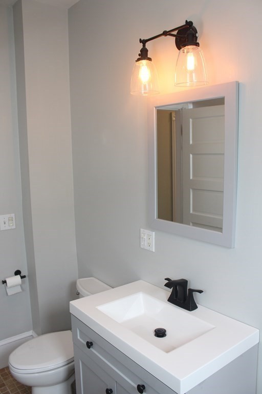 35 Mt Ida Road, Unit 3 Boston, MA 02122 - Photo 27 of 40 Gallery Image 27
