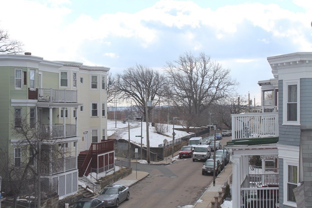 35 Mt Ida Road, Unit 3 Boston, MA 02122 - Photo 36 of 40 Gallery Image 36