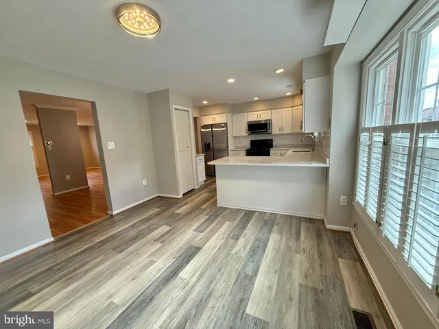 $3,600 | 7773 Shootingstar Drive, Springfield, VA 22152