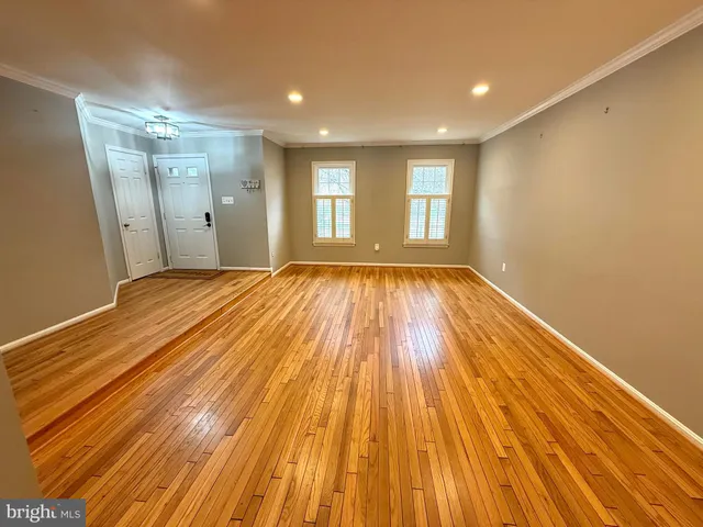 $3,600 | 7773 Shootingstar Drive, Springfield, VA 22152