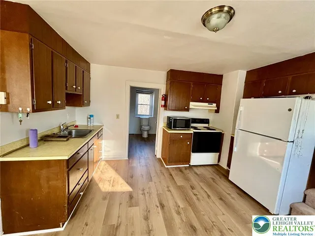 $2,050 | 171 East Aluta Mill Road, Nazareth, PA 18064