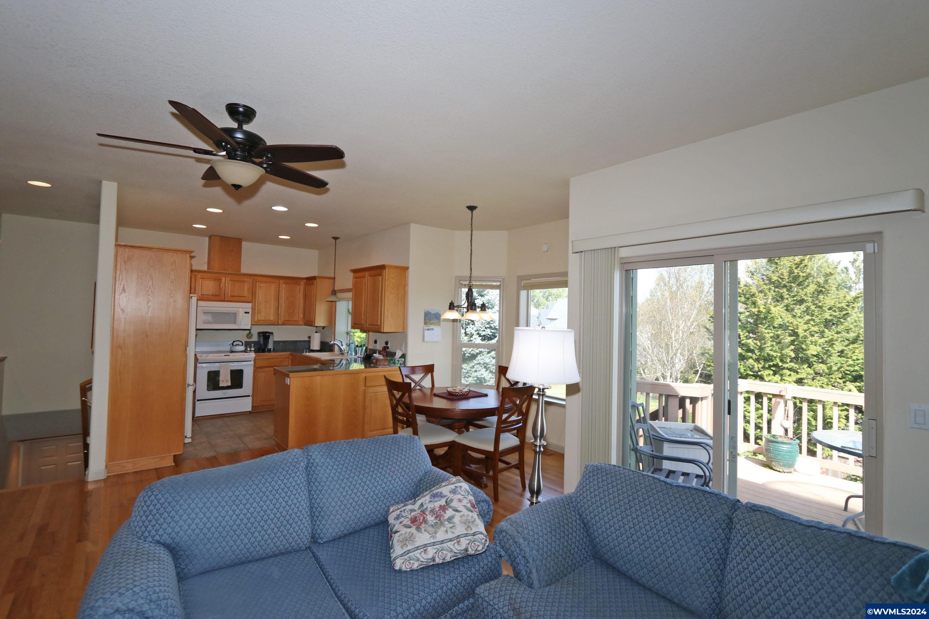1480 Ranier Loop Northwest Salem, OR 97304 - Photo 7 of 33 Gallery Image 7