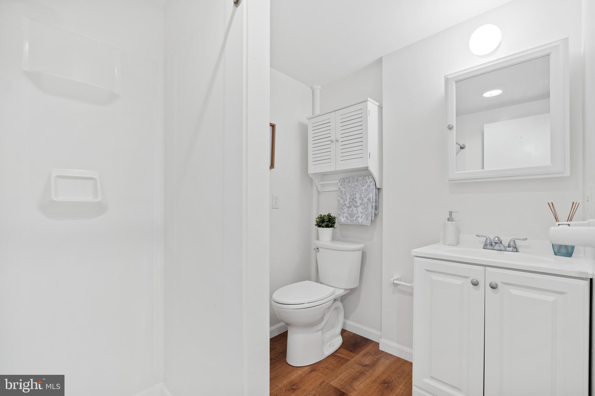 4416 Q Street Northwest Washington, DC 20007 - Photo 28 of 38 Fourth bathroom