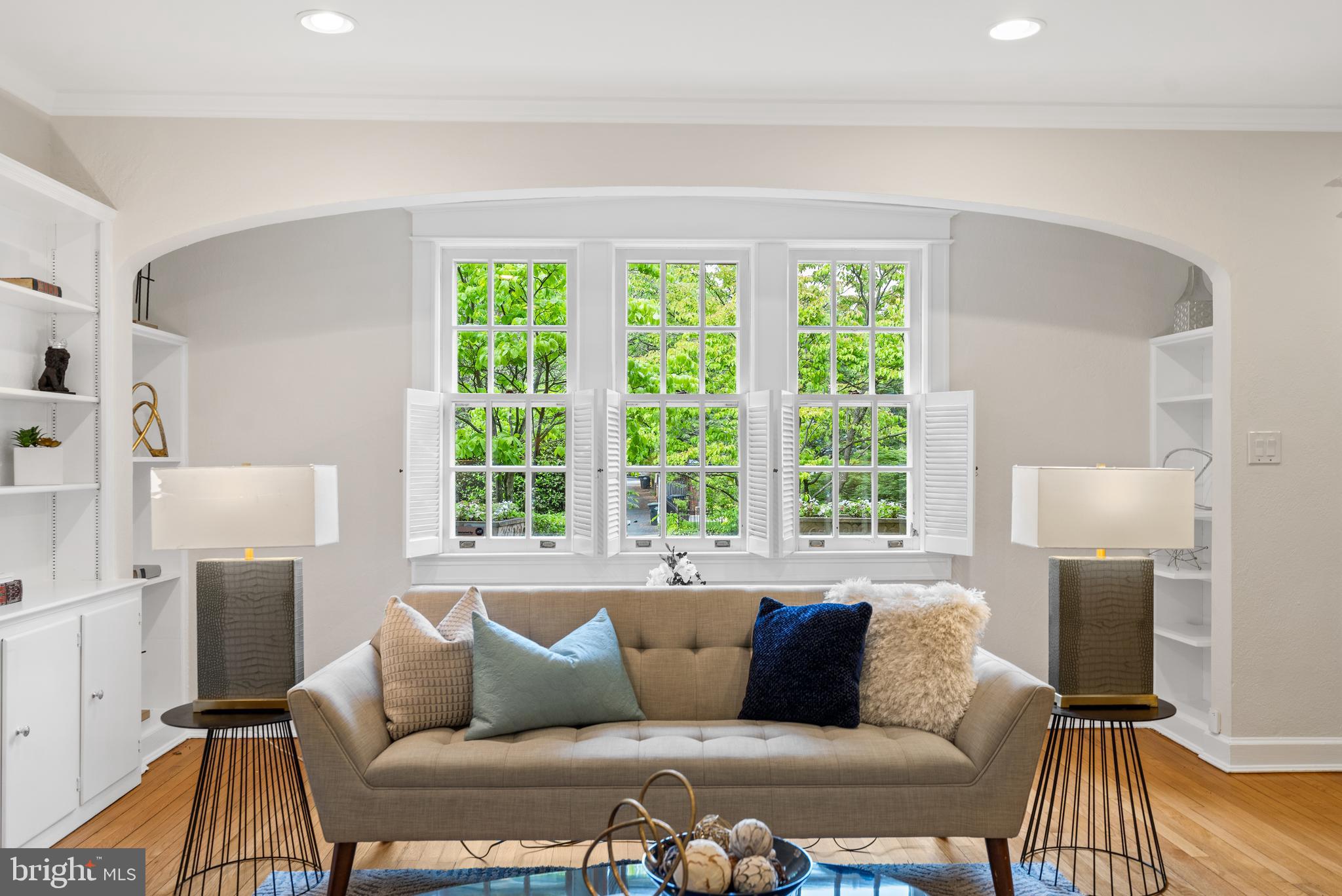 4416 Q Street Northwest Washington, DC 20007 - Photo 6 of 38 Living room