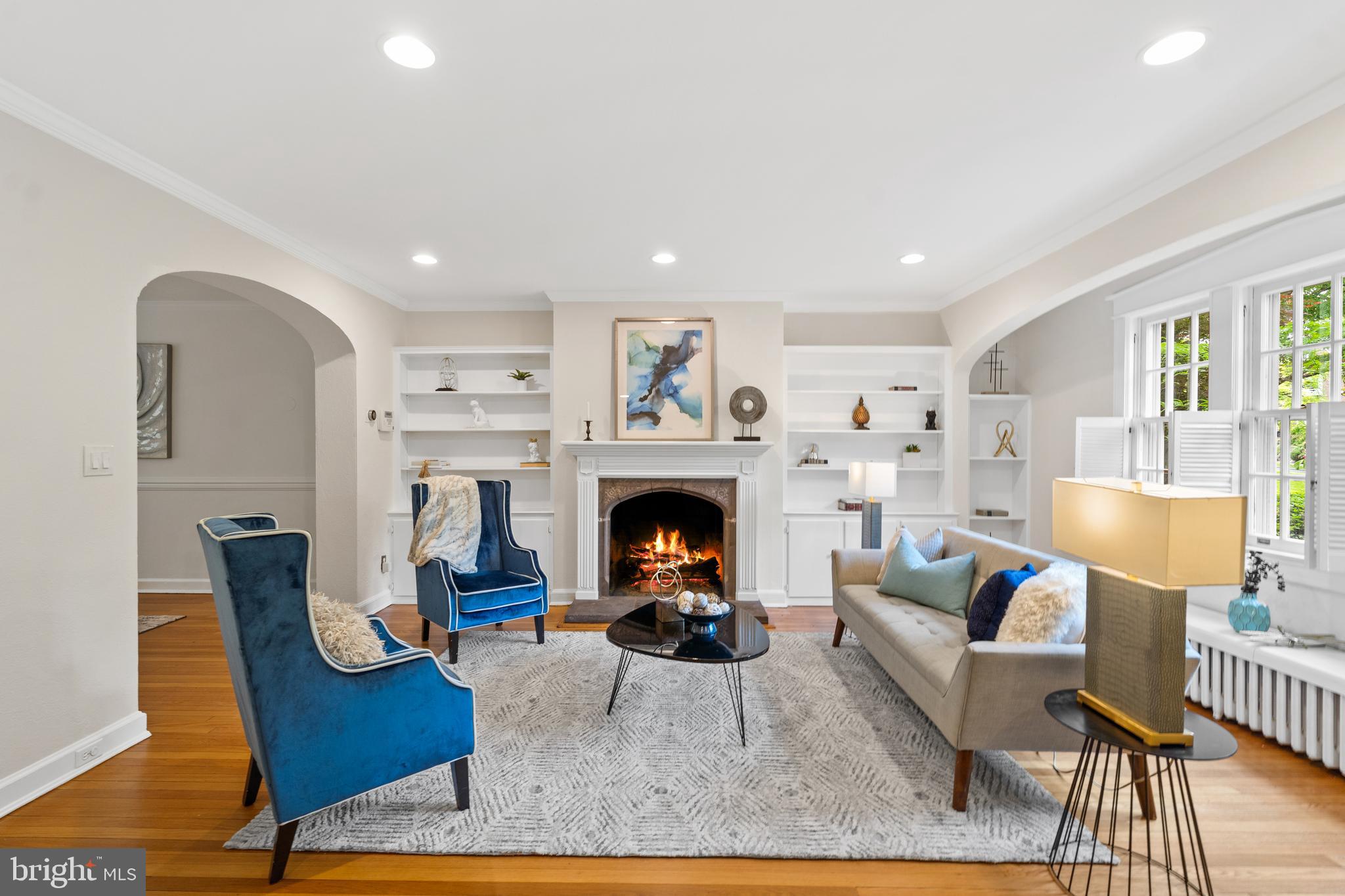 4416 Q Street Northwest Washington, DC 20007 - Photo 7 of 38 Living room
