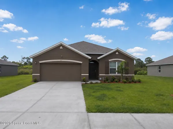 $315,000 | 333 Guinevere Drive Southwest, Palm Bay, FL 32908