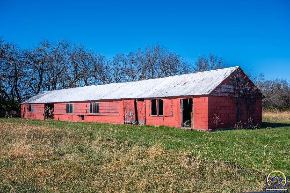 A South A S Auburn Road Burlingame, KS 66413 - Photo 8 of 21