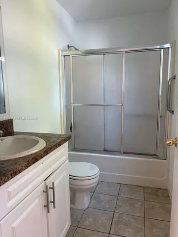 $2,000 | 17 Crossings Circle, Unit F, Boynton Beach, FL 33435