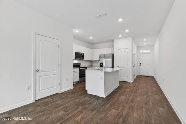 $1,895 | 5978 Ortega Hills Drive, Jacksonville, FL 32244