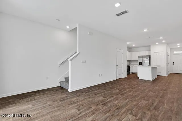 $1,895 | 5978 Ortega Hills Drive, Jacksonville, FL 32244