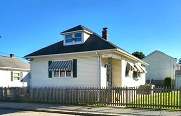 433 Grinnell Street Fall River, MA 02721 - Photo 1 of 29 Gallery Image 1