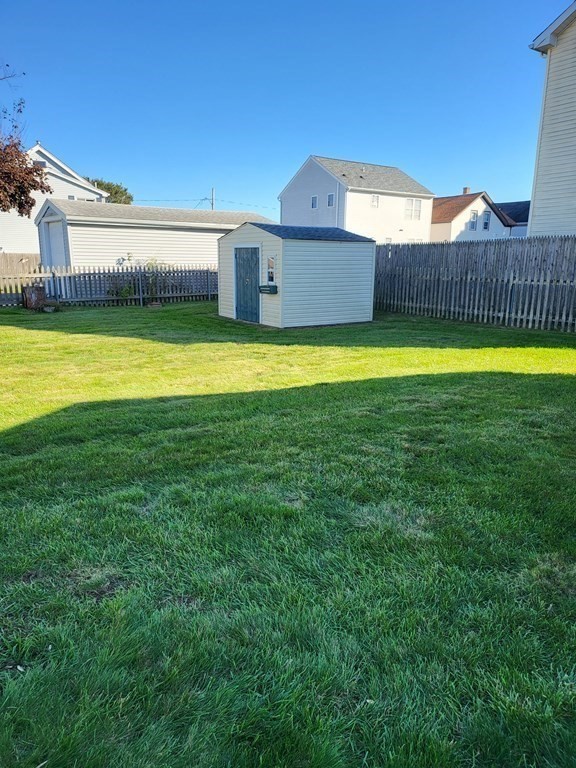 433 Grinnell Street Fall River, MA 02721 - Photo 4 of 29 Gallery Image 4