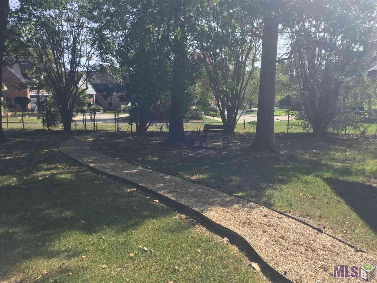 9478 Wesson Street Baton Rouge, LA 70816 - Photo 10 of 10 Backyard