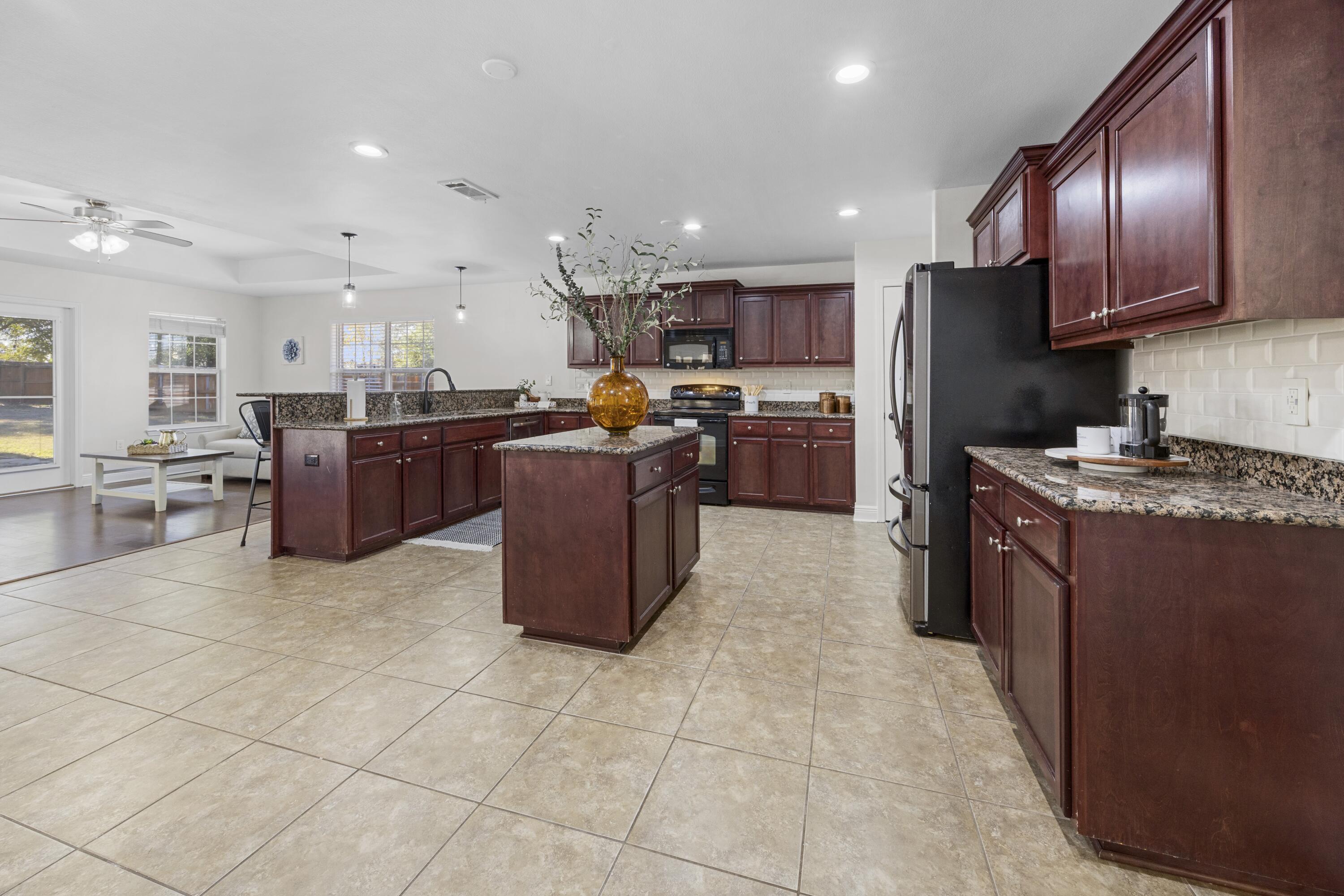 2392 Agerton Street Crestview, FL 32536 - Photo 16 of 75 602A3932