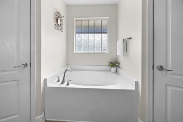 $485,000 | 2392 Agerton Street, Crestview, FL 32536