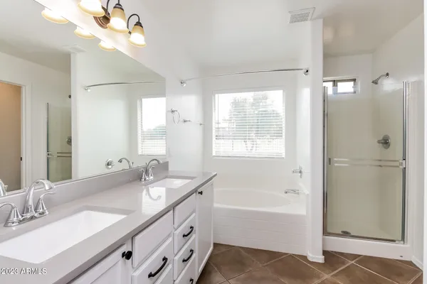 $2,225 | 23189 South 215th Street, Queen Creek, AZ 85142