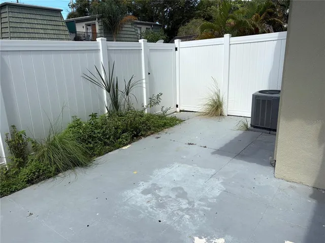 $2,100 | 1799 North Highland Avenue, Unit 37, Clearwater, FL 33755