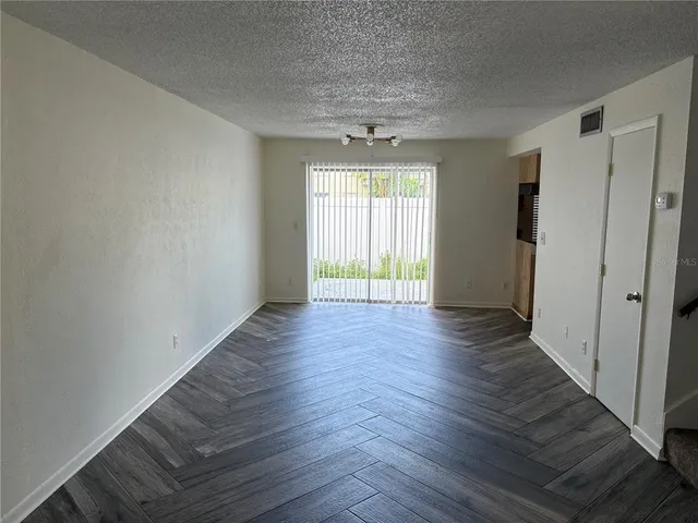 $2,100 | 1799 North Highland Avenue, Unit 37, Clearwater, FL 33755