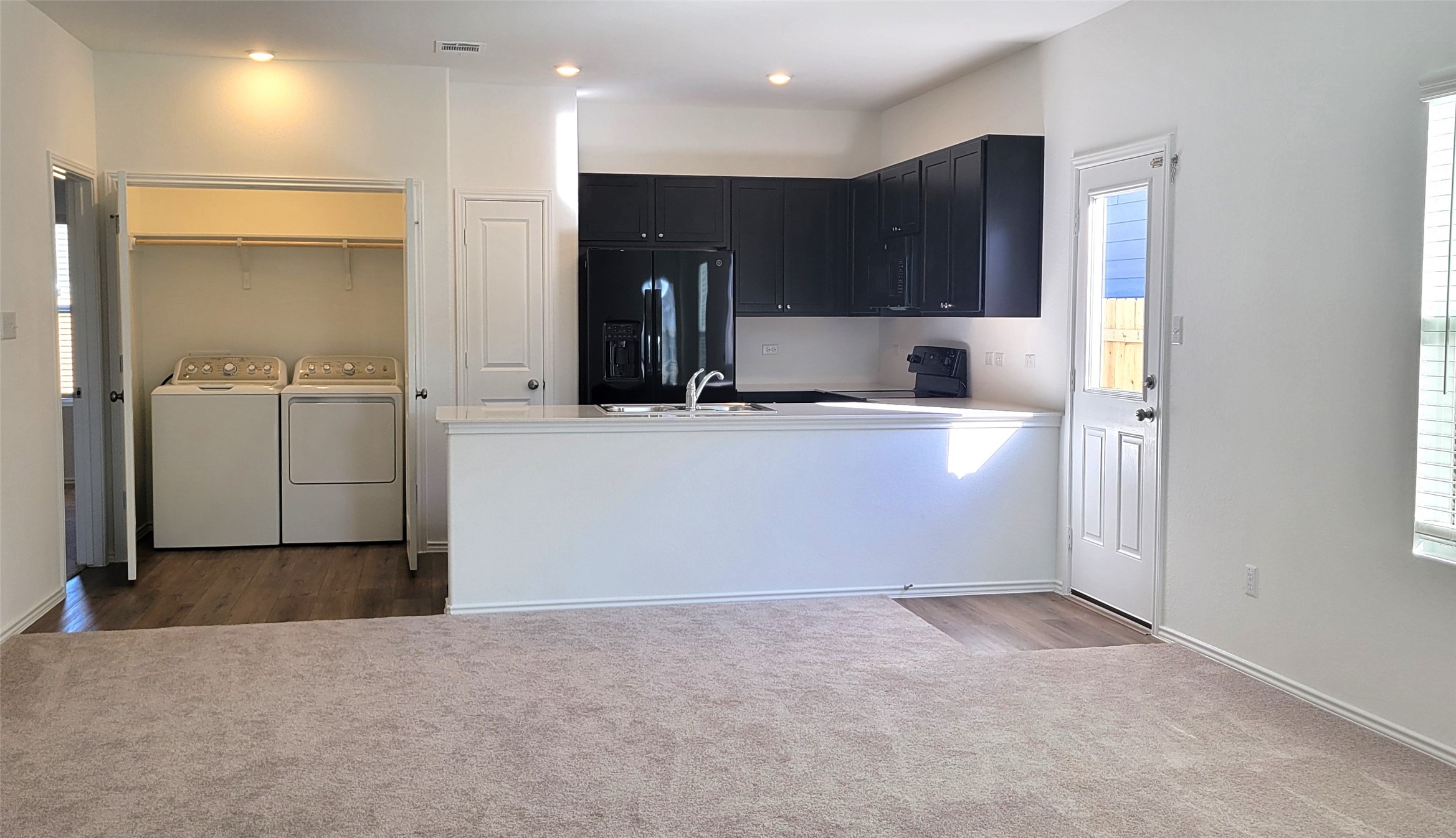 421 Bullhead Road Bastrop, TX 78602 - Photo 7 of 24 Gallery Image 7