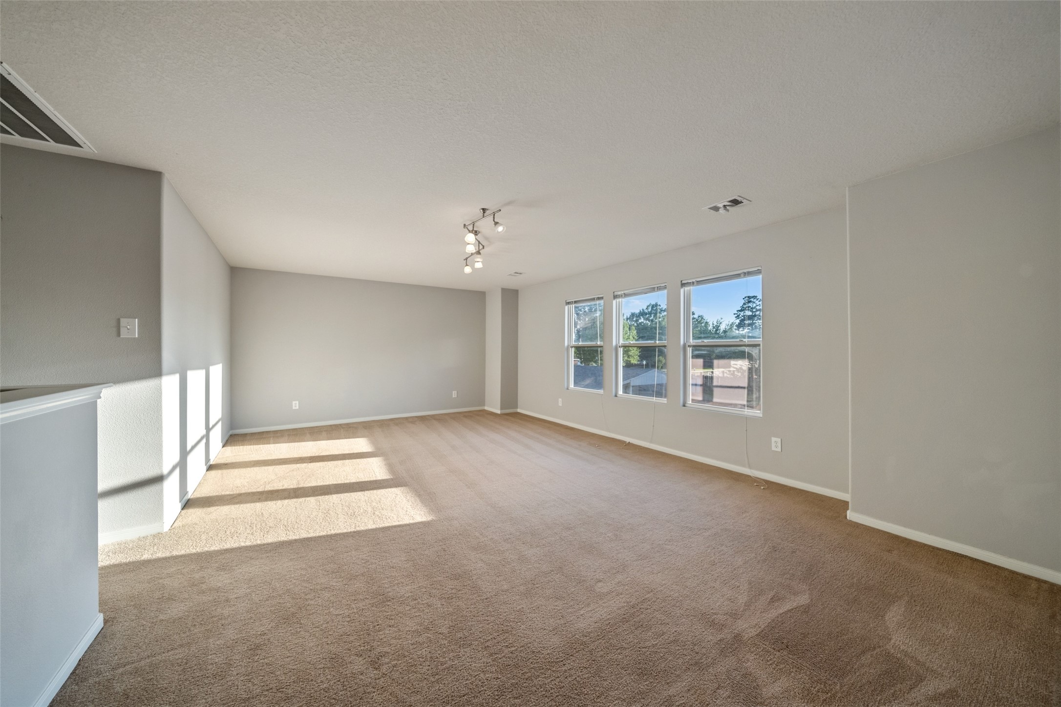 16820 Infield Court Conroe, TX 77385 - Photo 34 of 44