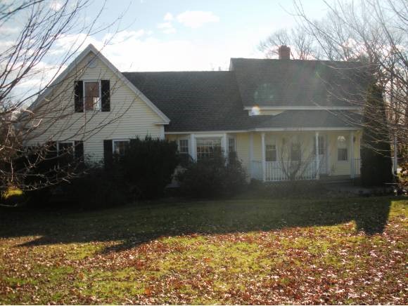 96 High Street Stratham, NH 03885 - Photo 1 of 1