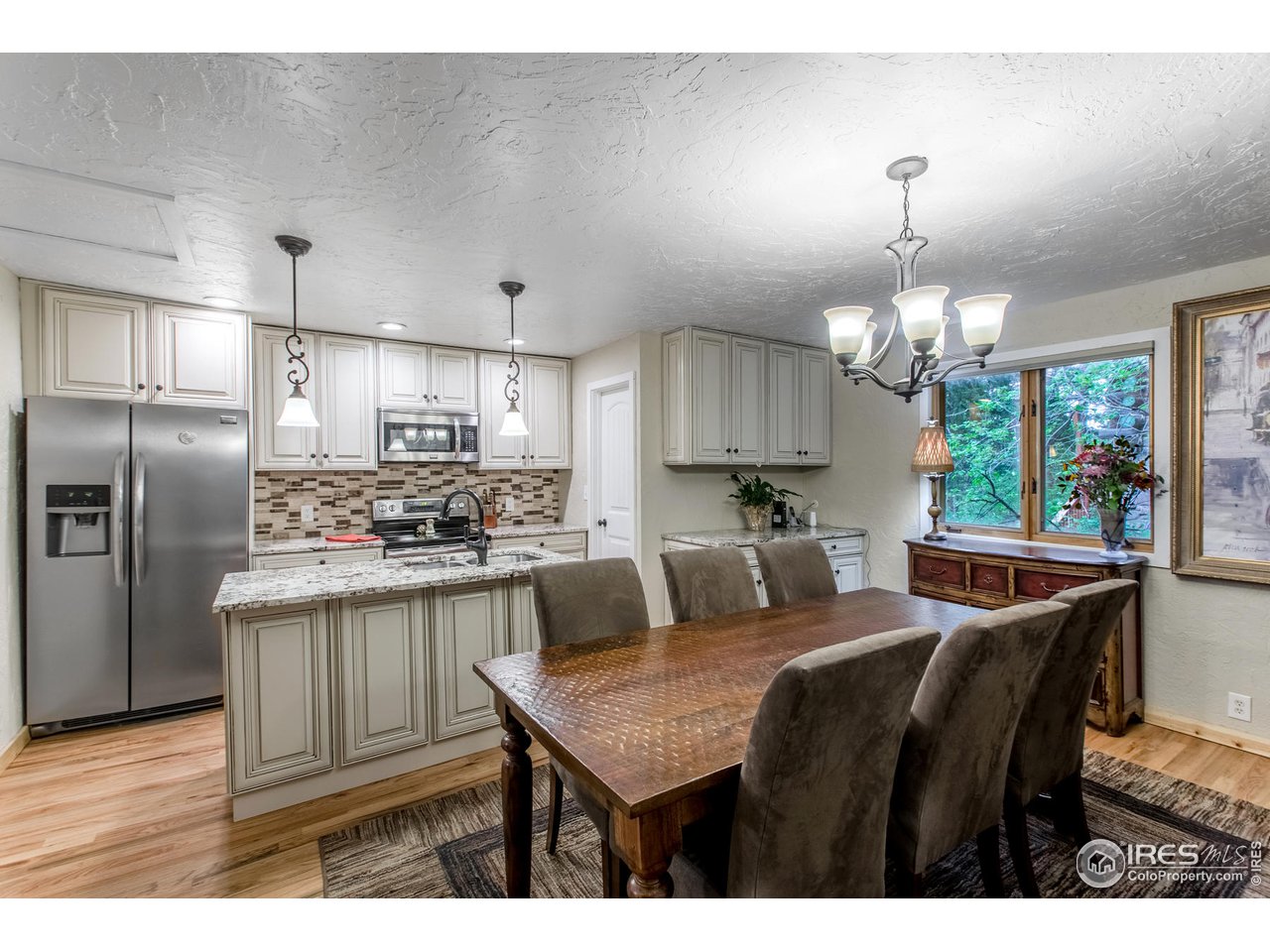 203 Riverside Drive Lyons, CO 80540 - Photo 15 of 36 Eat in Kitchen