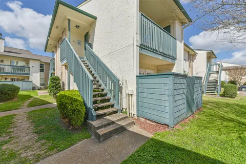 $117,900 | 250 El Dorado Boulevard, Unit 189, Webster, TX 77598