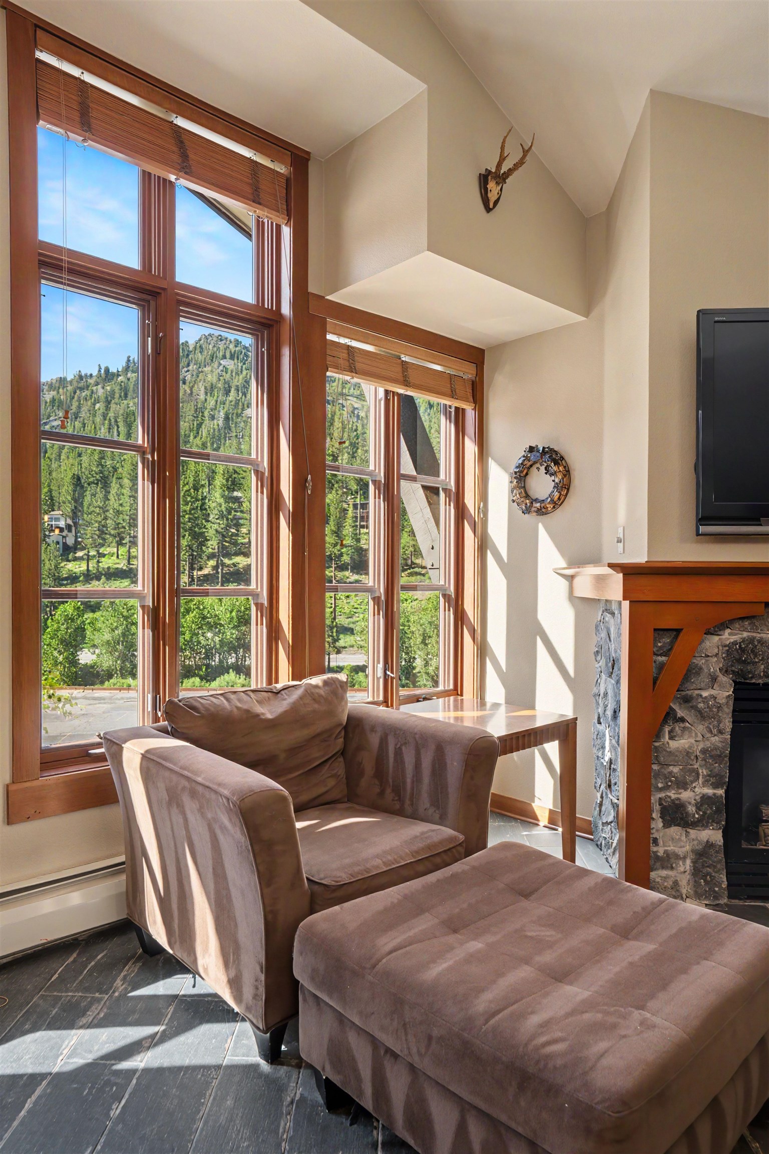 1850 Village South Road, Unit 4417 Olympic Valley, CA 96146 - Photo 6 of 27