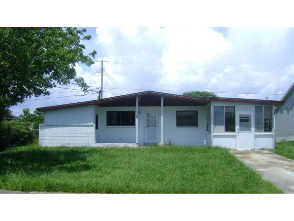 4036 Edward Road Melbourne, FL 32901 - Photo 1 of 4 Primary Photo