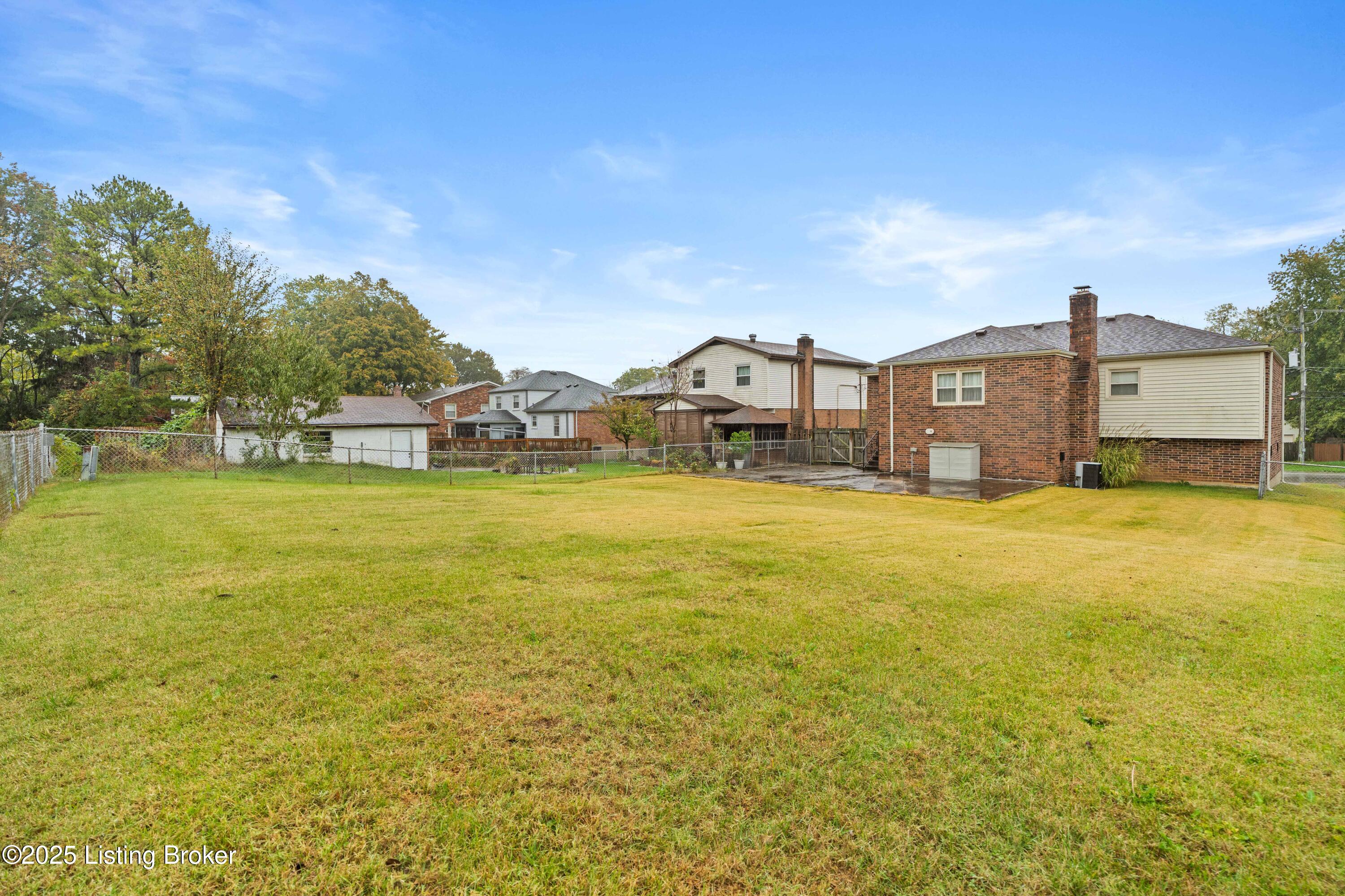 10605 St Rene Road Jeffersontown, KY 40299 - Photo 30 of 34 DSC07133