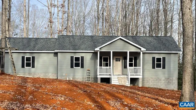 $380,000 | 501 Proffits Road, Louisa, VA 23093