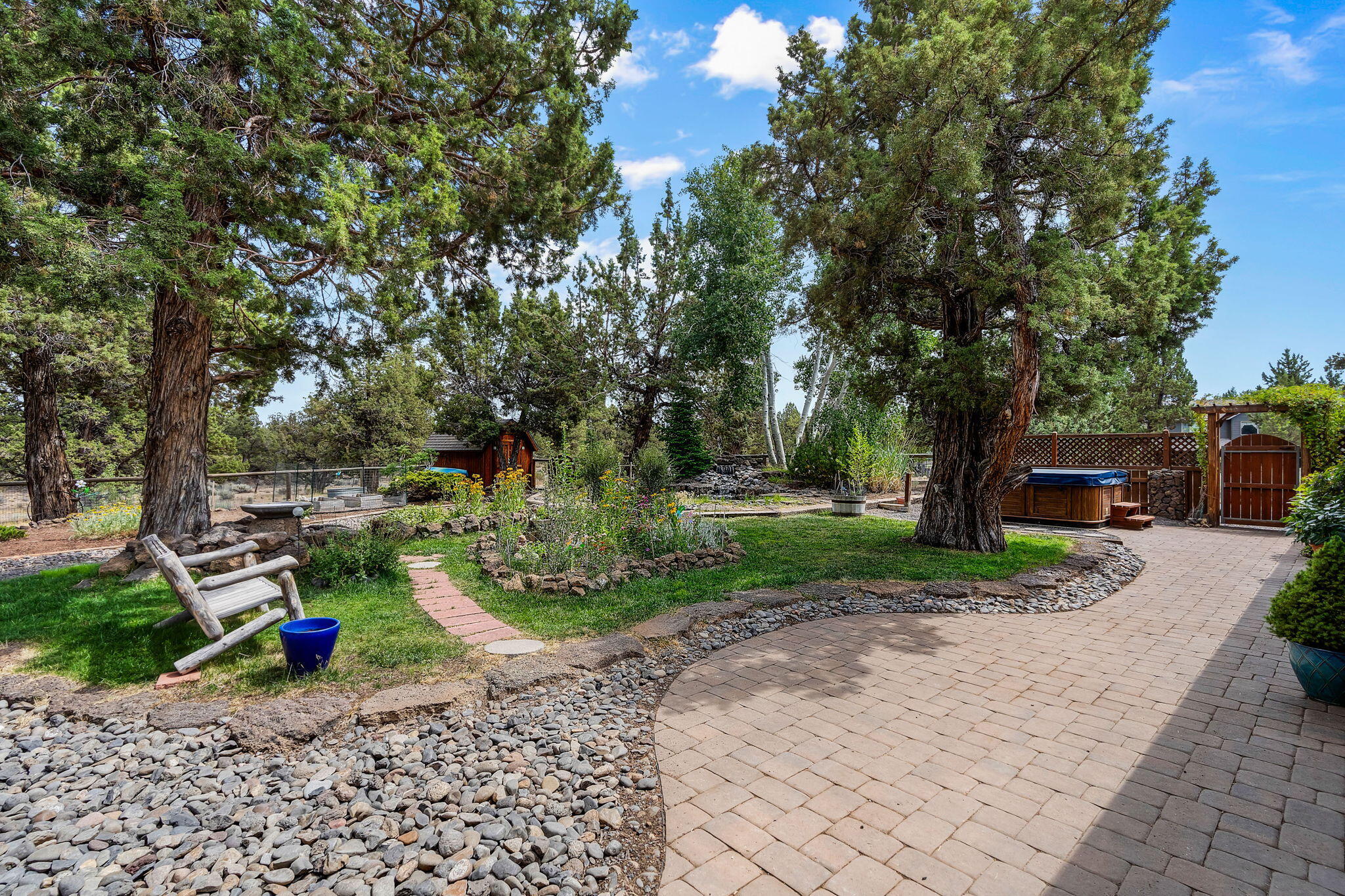 64510 Sylvan Loop Bend, OR 97701 - Photo 17 of 28 2024_07_16_64510_sylvan_loop-24