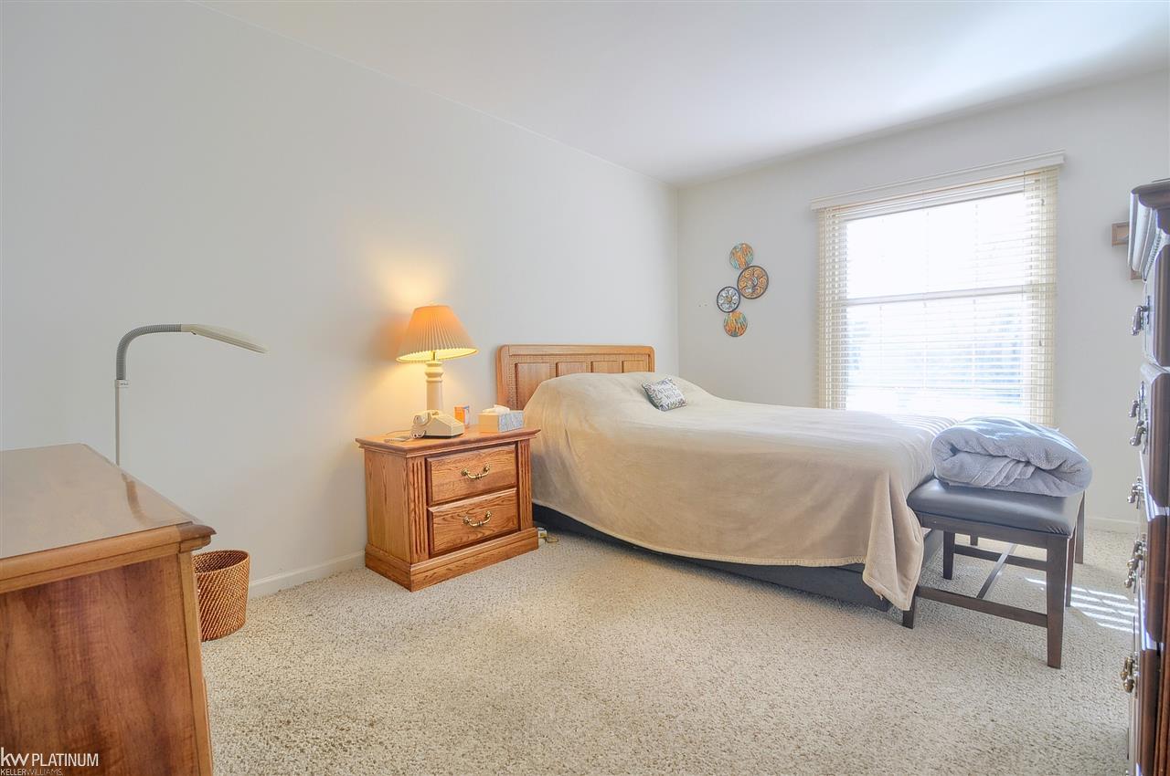 1646 Sumac Drive Rochester Hills, MI 48309 - Photo 19 of 37
