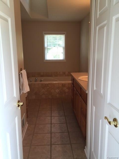 5262 Havens Road Dryden, MI 48428 - Photo 16 of 56 8.JPG