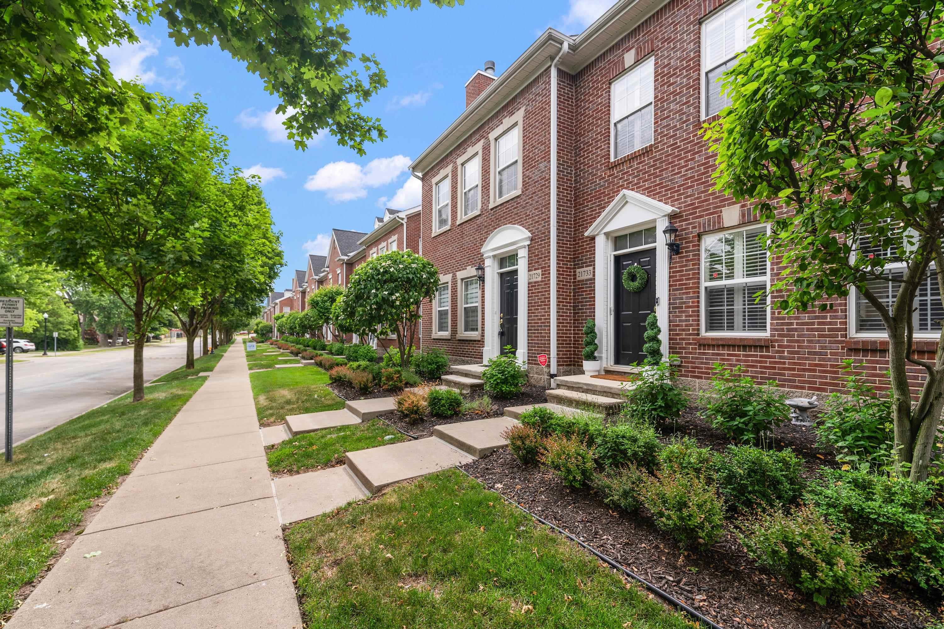 21729 Garrison Street Dearborn, MI 48124 - Photo 3 of 31