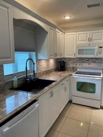 $2,200 | 5655 Via Delray Boulevard, Delray Beach, FL 33484