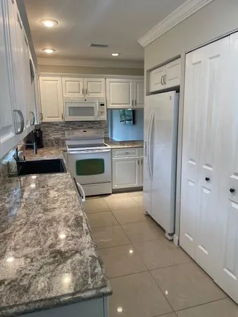 $2,200 | 5655 Via Delray Boulevard, Delray Beach, FL 33484