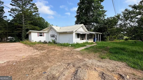 $75,000 | 1565 County Road 61, Roanoke, AL 36274