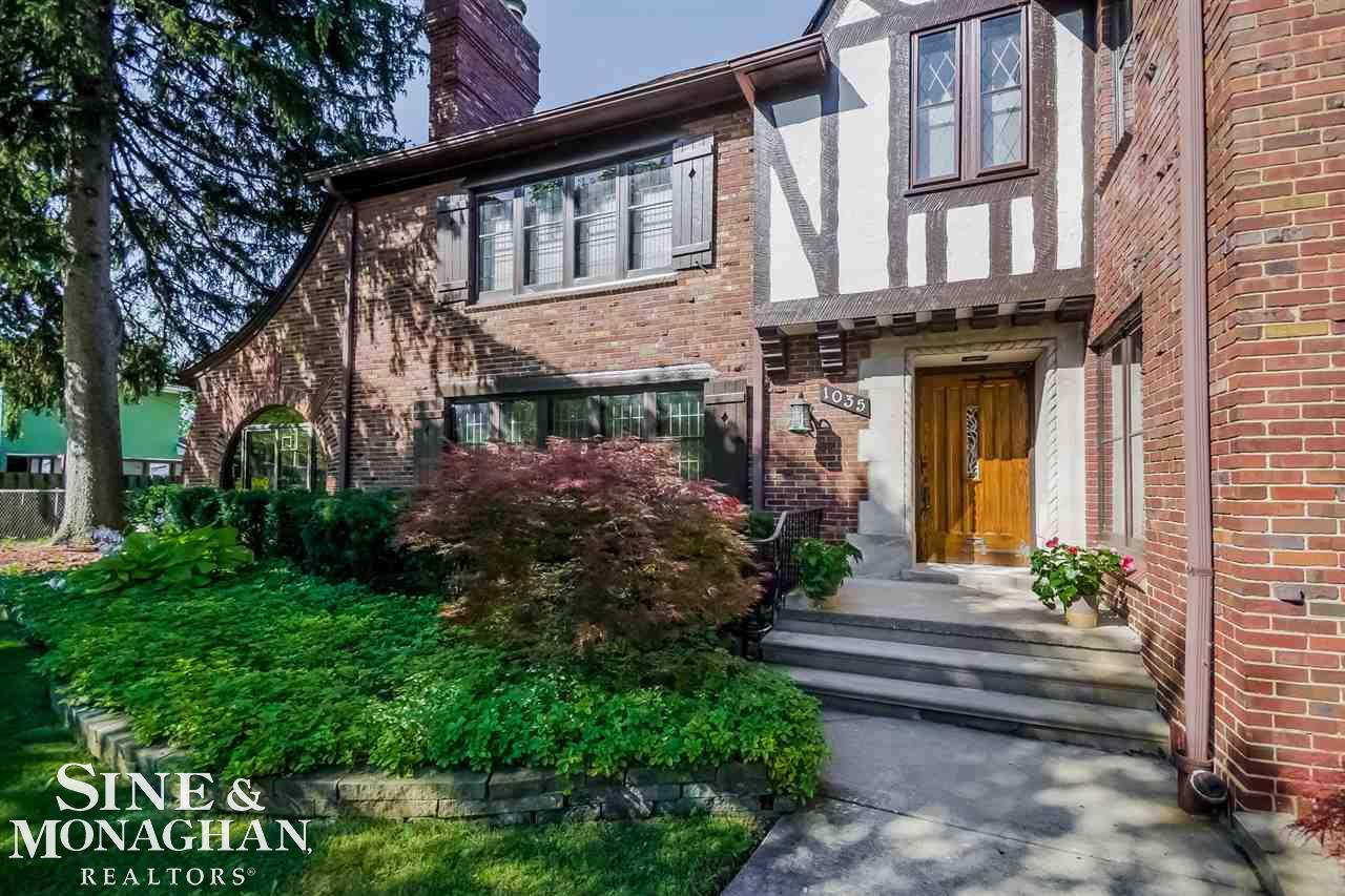1035 Bishop Road Grosse Pointe Park, MI 48230 - Photo 3 of 62