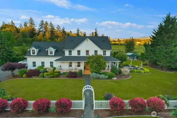 $1,700,000 | 3605 214th Avenue East, Lake Tapps, WA 98391
