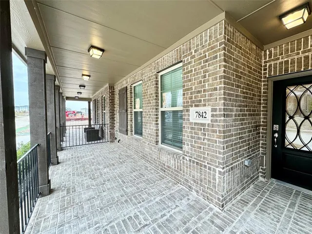 $3,000 | 7842 Bayside Drive, Rowlett, TX 75088