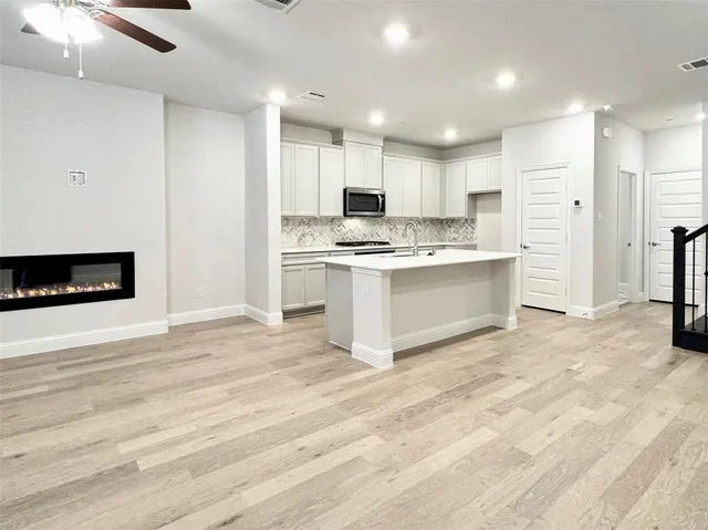 $3,000 | 7842 Bayside Drive, Rowlett, TX 75088