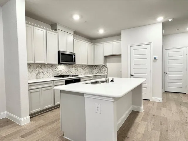 $3,000 | 7842 Bayside Drive, Rowlett, TX 75088