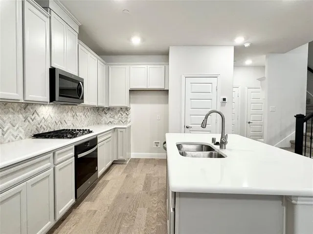 $3,000 | 7842 Bayside Drive, Rowlett, TX 75088