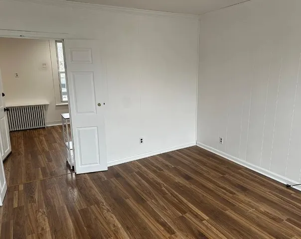 $1,850 | 296 Webster Avenue, Unit 2, Jersey City, NJ 07307