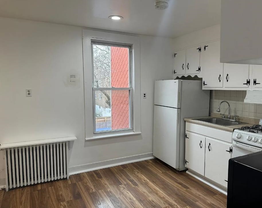 296 Webster Avenue, Unit 2 Jersey City, NJ 07307 - Photo 6 of 9