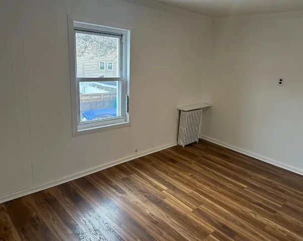 $1,850 | 296 Webster Avenue, Unit 2, Jersey City, NJ 07307