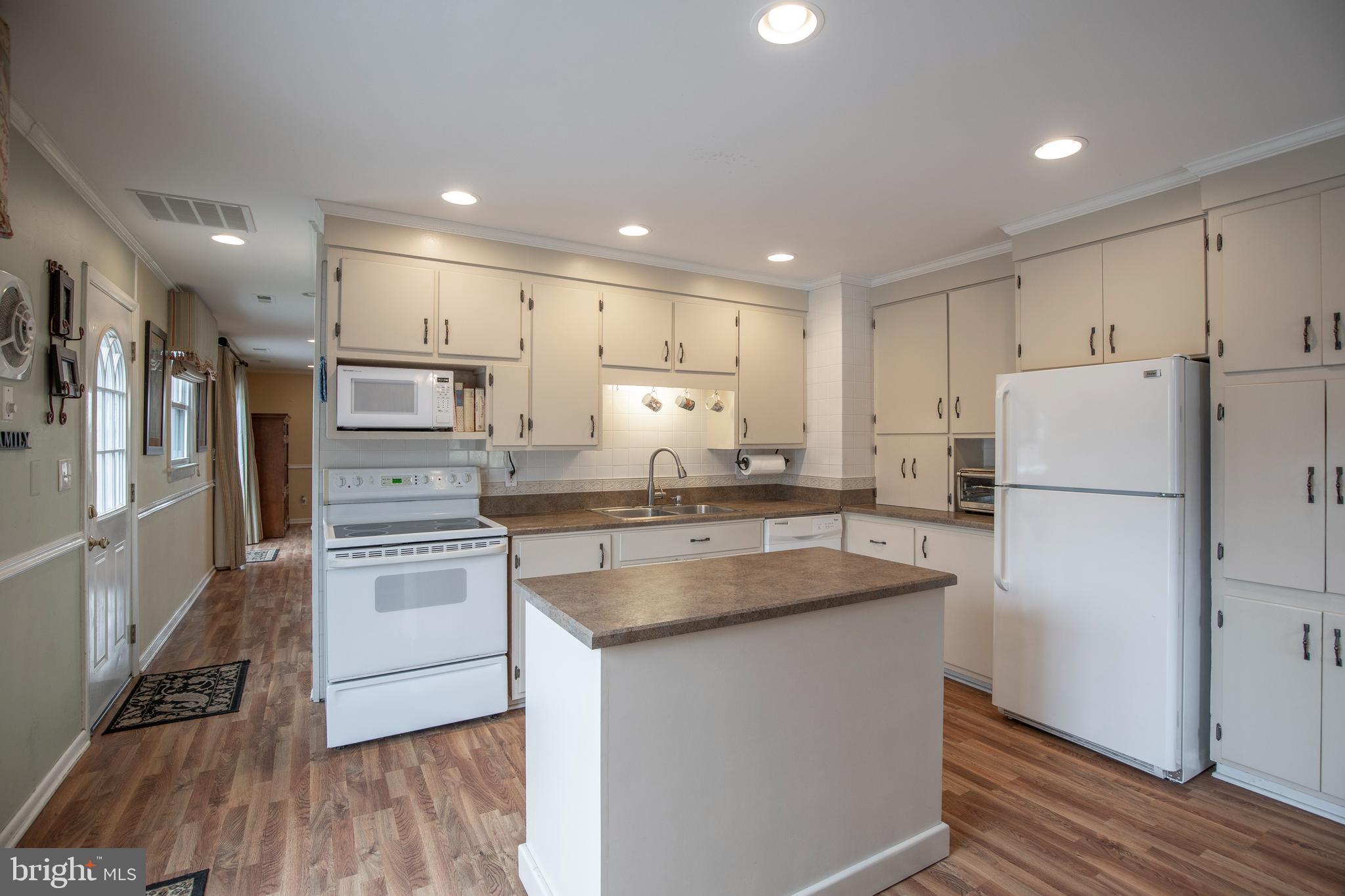 419 Federal City Road Pennington, NJ 08534 - Photo 15 of 60