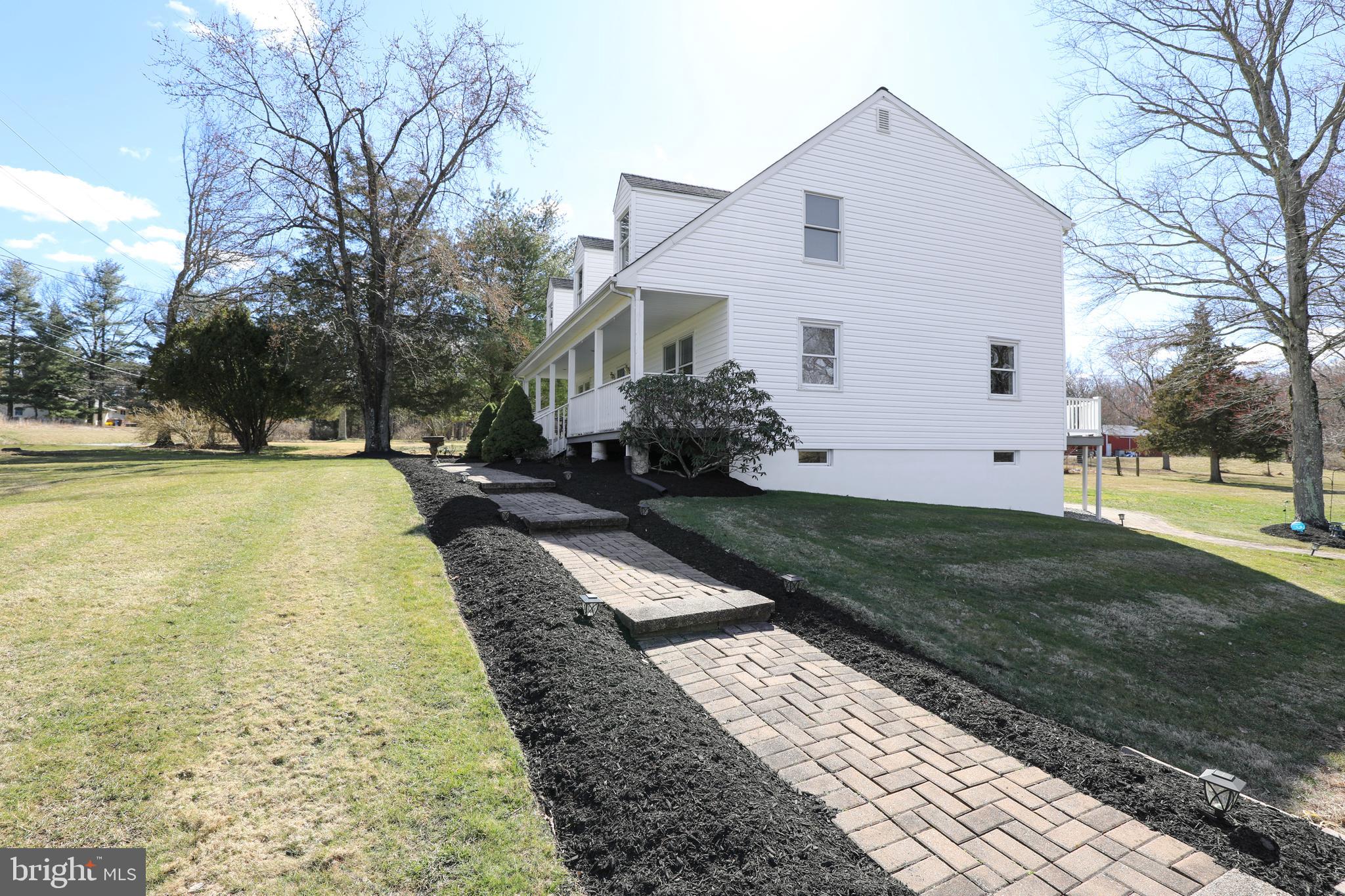 419 Federal City Road Pennington, NJ 08534 - Photo 3 of 60