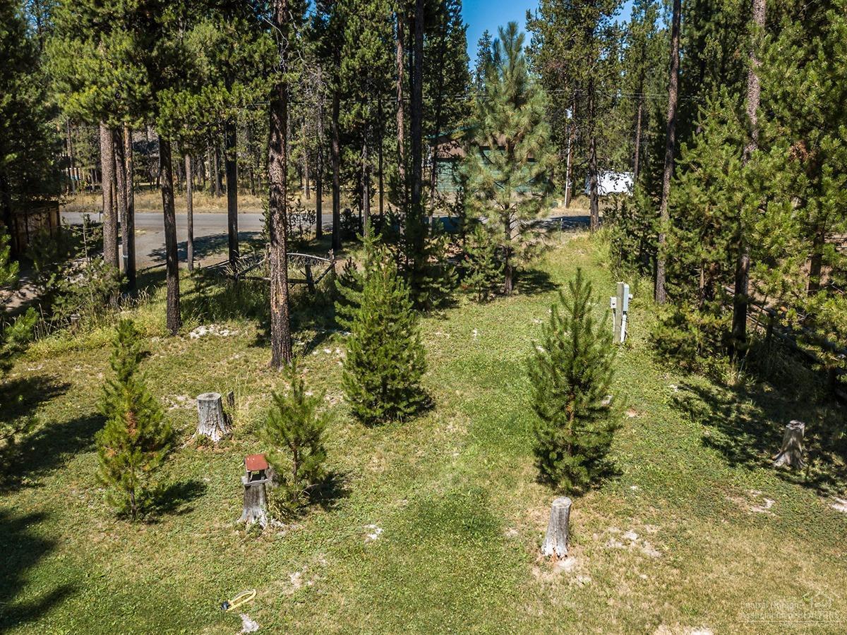 17109 Upland Road Bend, OR 97707 - Photo 13 of 25 Gallery Image 13